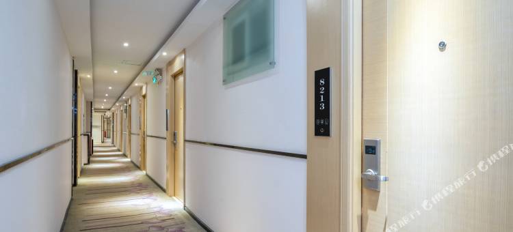 暖角落酒店(广州三元里店)图片