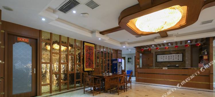 曼谷大酒店(黄梅火车站店)图片