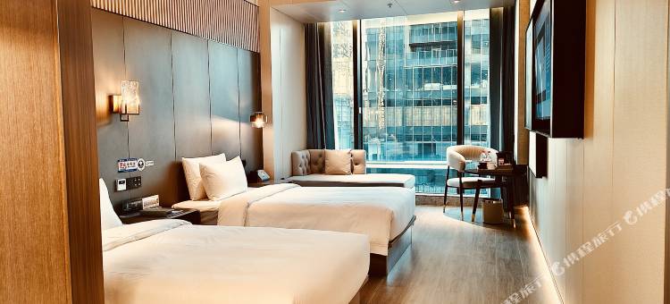 途客中国都市酒店(临安青山湖宝龙广场店)图片