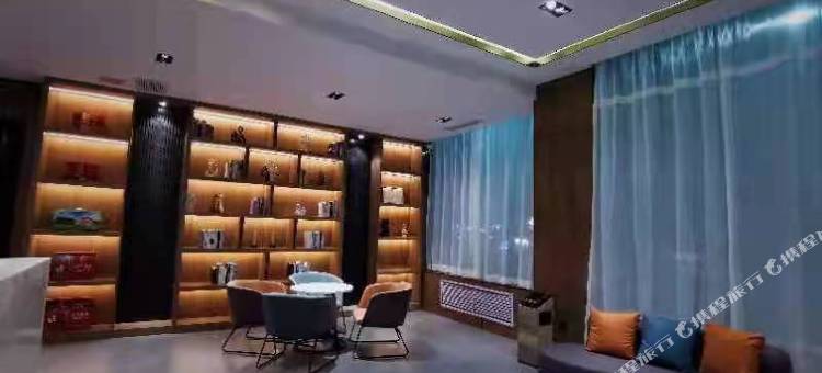 崇信朗格酒店图片