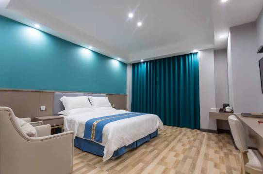 大英椰岛大酒店