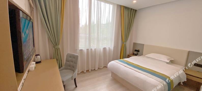 金叶·景盛酒店(乐山高铁站嘉兴路美食街店)图片