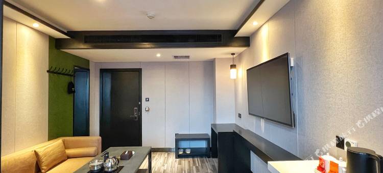 百世昌迎徕酒店(红山公园新兴街地铁站店)图片