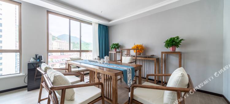 雅曼酒店(镇安中心广场店)图片