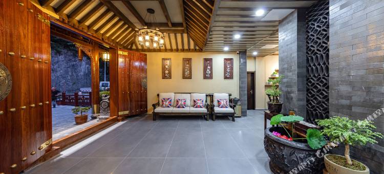 在别处·原宿(神农架木鱼镇店)图片