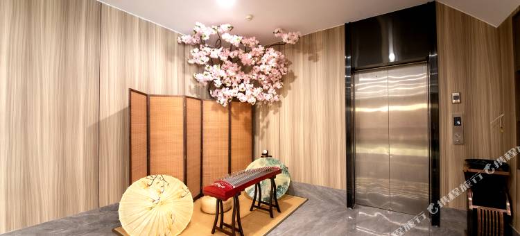 乐驿假日酒店(平顶山开源路步行街店)图片