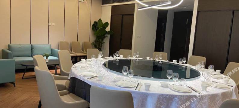 百事特威酒店(木塔寺地铁站万达ONE店)图片