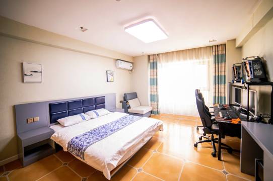 亿豪电竞民宿(鸡西万达店)