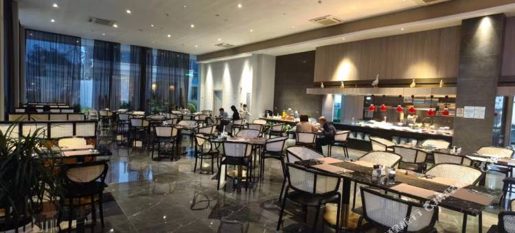 设计师村温泉别墅酒店图片