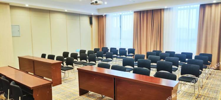 维也纳国际酒店(和田夜市瓯越公馆店)图片