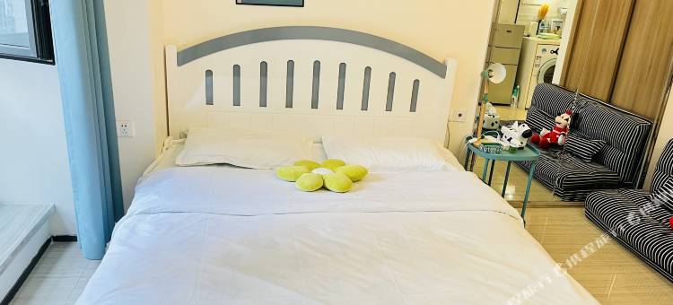 小雏菊云端公寓(淄博银泰城店)图片