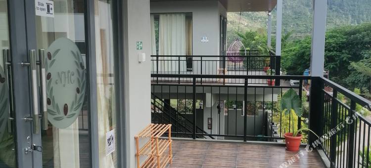 位于迪维塞蒂哈利的4卧室公寓-100平方米|带6个独立浴室(Nandi Hills View Cottages)图片