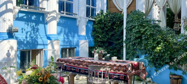 伊宁市楼蓝谷丽客舍(伊犁老城喀赞其民俗旅游区店)图片