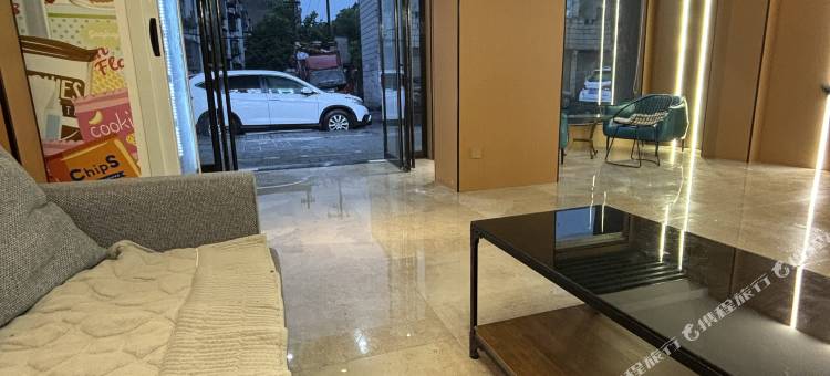 丹江口水岸假日精品酒店图片