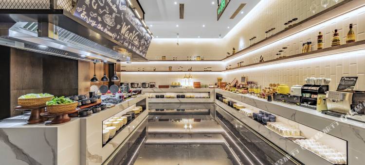 乌鲁木齐白鸟湖万达美华酒店图片