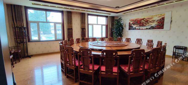 祁连盛唐翠光饭店图片