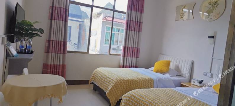 万峰林君悦来客栈图片