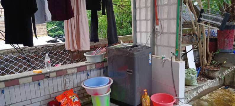 宜宾慢悠幽小舍(冠英古街店)图片