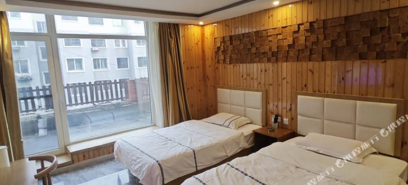 敦化魔方情景酒店图片