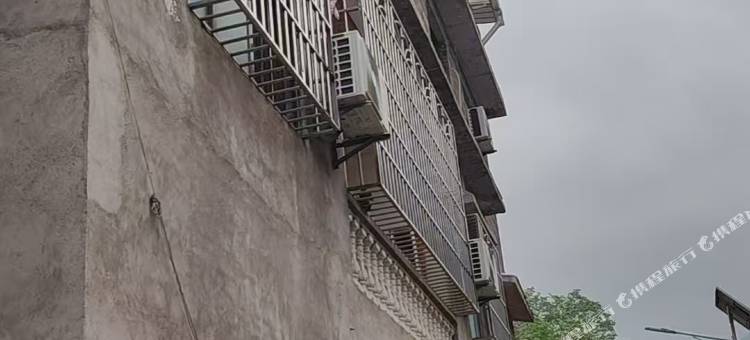 山岭客栈图片