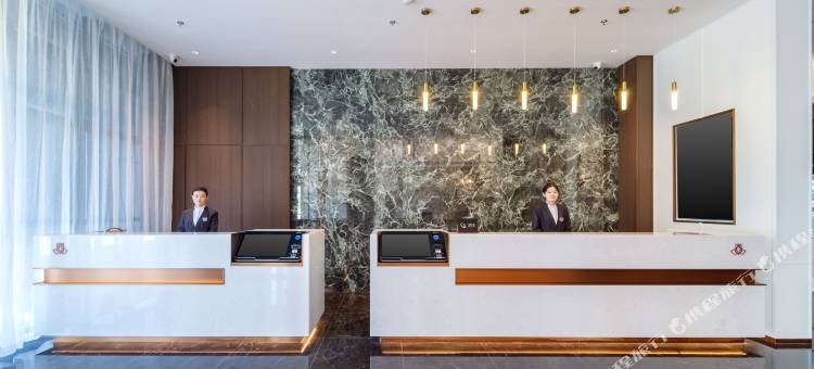 白玉兰酒店(泰安高铁财金时代广场店)图片