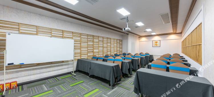 山水时尚酒店(长沙五一广场火车站地铁站店)图片