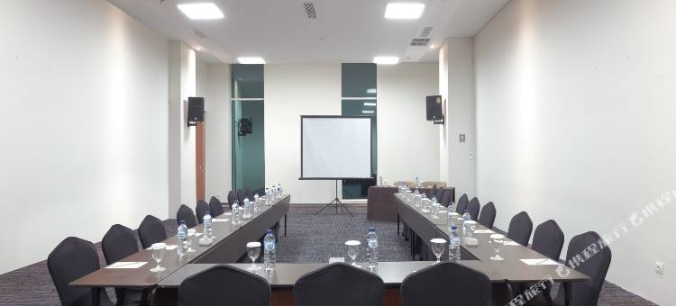 宁达亚地平线酒店(Hotel Horison Nindya Semarang)图片