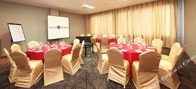 万隆特约克洛尊享大酒店(Grand Tjokro Premiere Bandung)图片