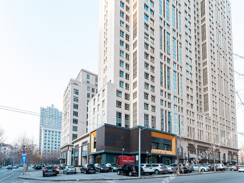 艺宿里酒店(大连西安路店)