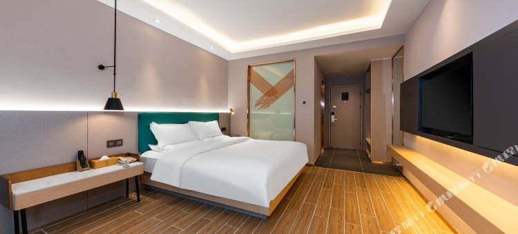 潮漫酒店(南昌艾溪湖地铁东站店)图片