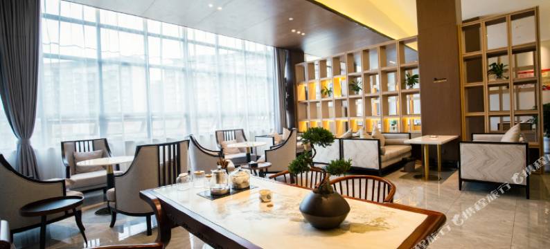 仪陇观悦酒店图片