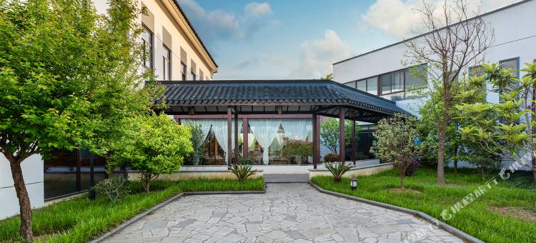 苏州木渎古镇风景区天平山隐居酒店图片