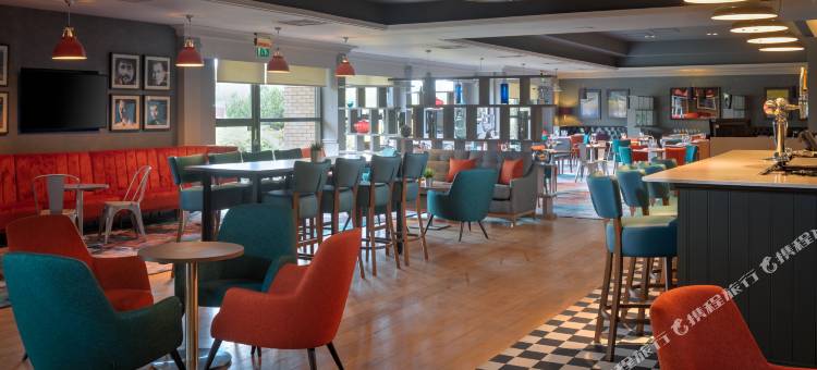 爱丁堡机场希尔顿逸林酒店(DoubleTree by Hilton Edinburgh Airport)图片
