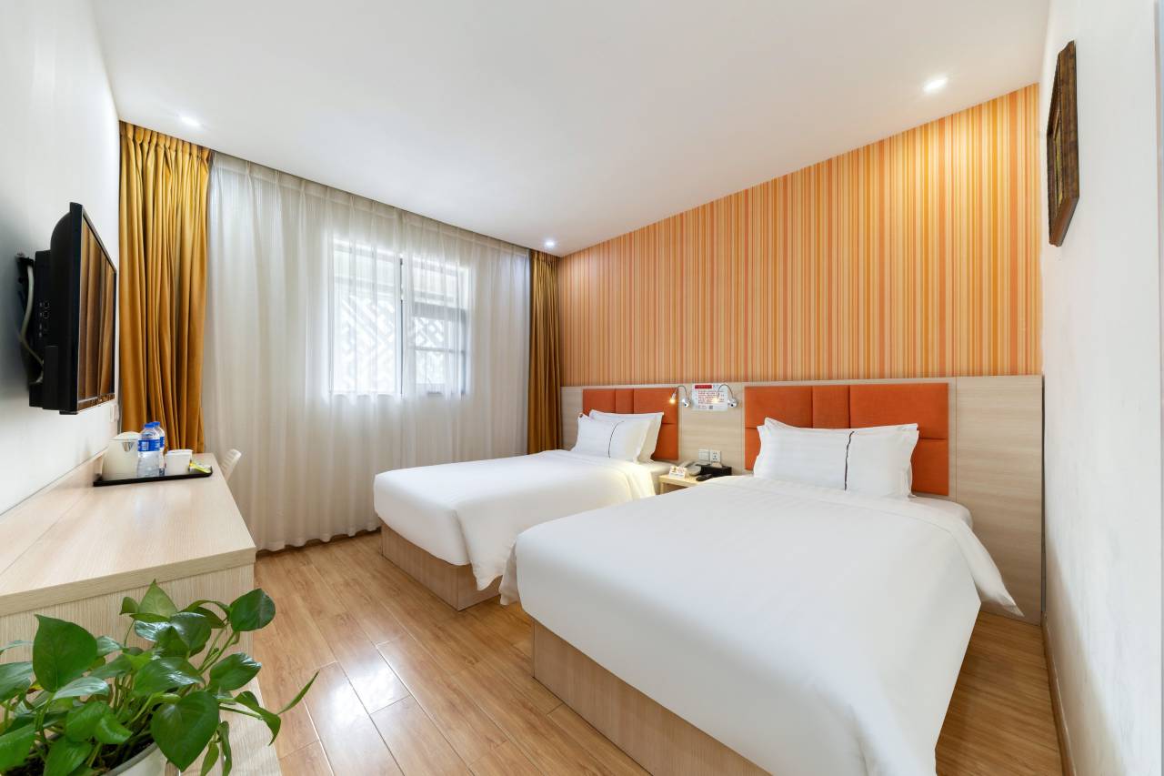 速8酒店(成都青羊宫省医院地铁店)