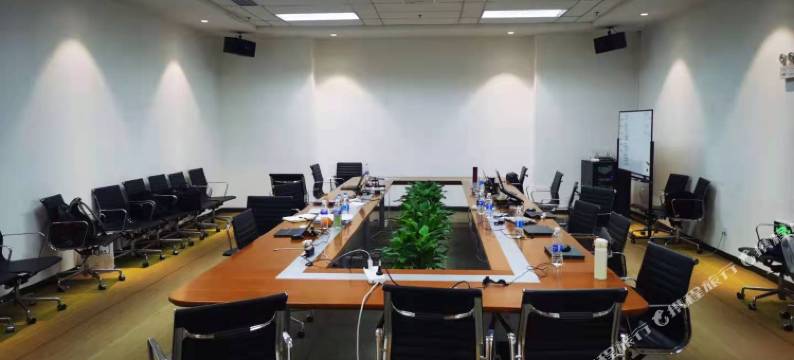 中联双子座海景酒店公寓(青岛火车站店)图片