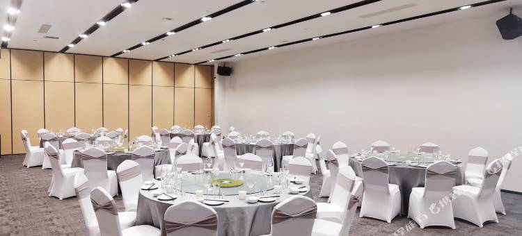 宜必思酒店(昆明南站店)图片