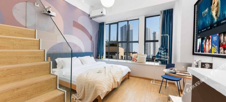 秘境酒店(武汉市民之家绿地汉口中心店)图片