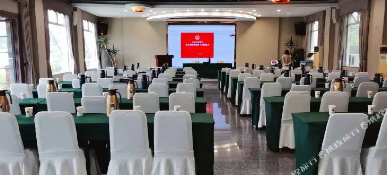 黑龙滩华凌山庄·隐湖栖图片