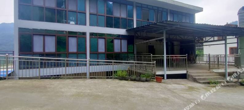 荥经万老四农庄图片