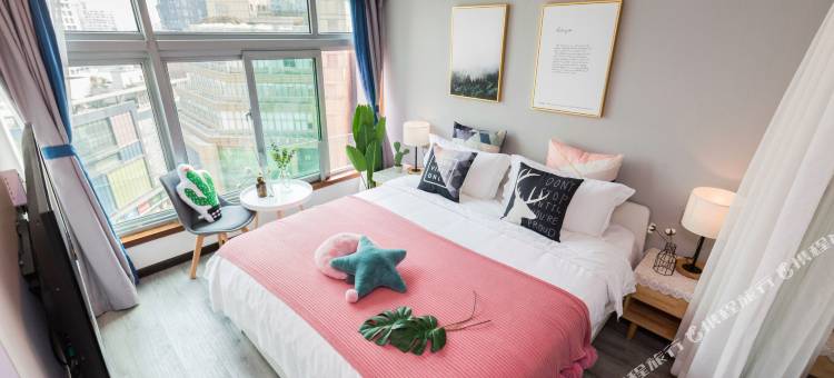 艺选酒店(重庆解放碑步行街洪崖洞店)图片