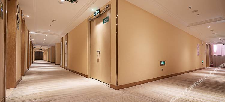 维也纳3好酒店(商丘高铁站万达广场店)图片