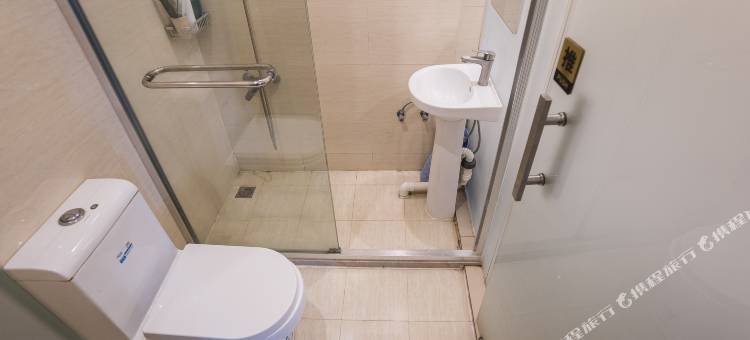 轻住·长裕优选酒店(上海儿童医学中心蓝村路地铁站店)图片