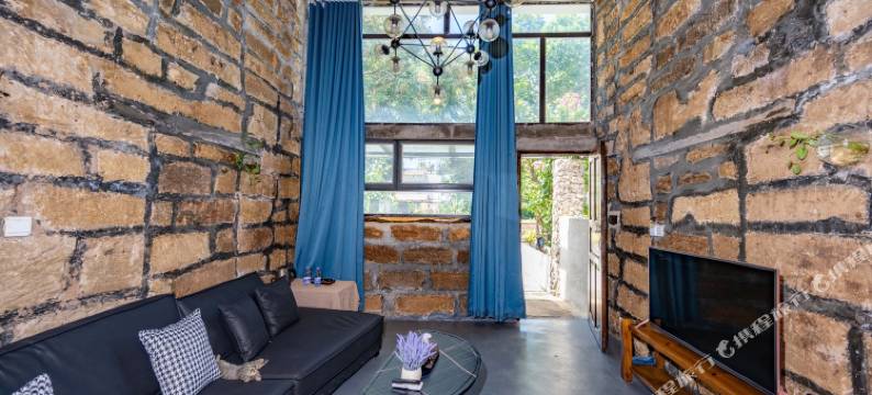 繁花似锦觅安宁海岛客栈(涠洲岛贝壳沙滩店)图片