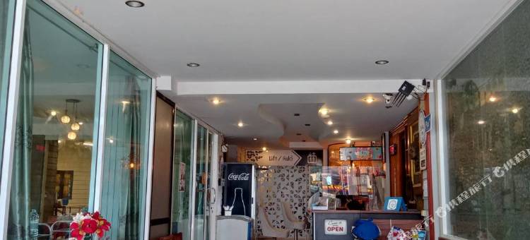 皮姆玛恩海滩酒店(PIMPIMARN BEACH HOTEL)图片