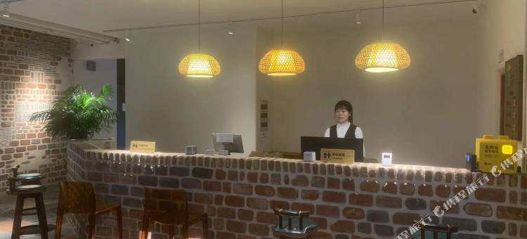 左右客酒店(沈阳北站老北市景区店)图片