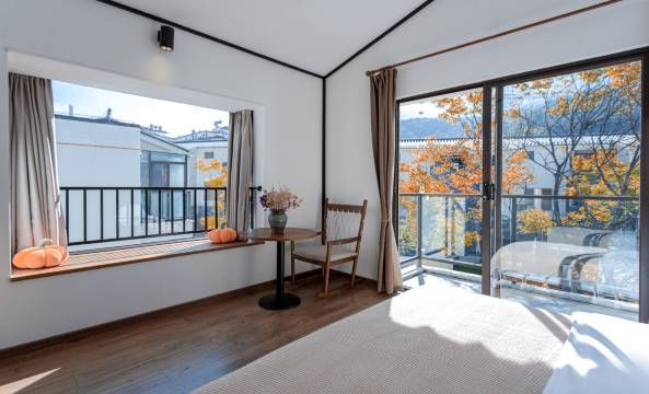 山居秋暝民宿(大理古城店)