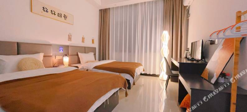 居百餐 .秋陌见山精品雅宿图片