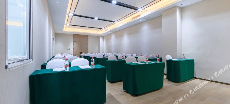艺龙酒店(北京清河高铁站小米科技园店)图片