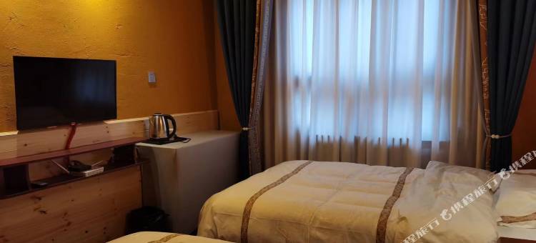 夏河红石国际青旅(拉卜楞寺店)图片