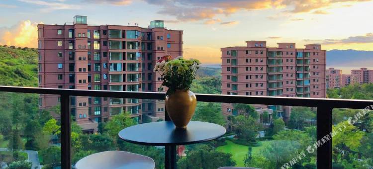 云湖美居酒店(抚仙湖风景区店)图片